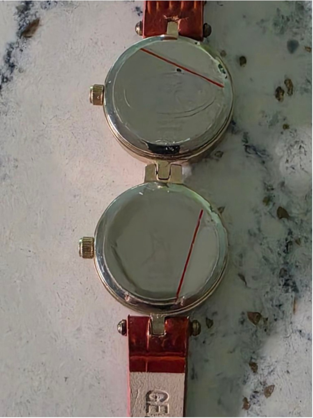 Women's Unbranded Red and Silver Dual Face Watch, One Size - Picture 4 of 10
